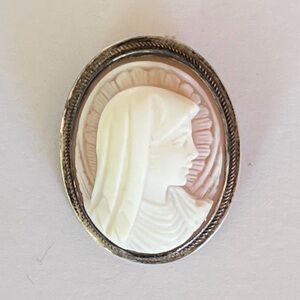 Vintage Madonna cameo silver brooch hand-carved shell profile of the Virgin Mary